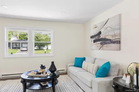 Living - 91 Circle Dr W, Patchogue, NY 11772 photo 3 of 3
