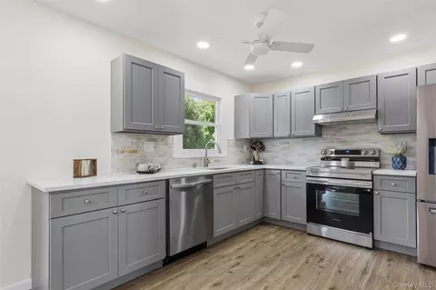 Kitchen - 91 Circle Dr W, Patchogue, NY 11772 photo 1 of 3