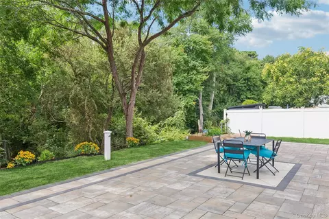 Exterior - 91 Circle Dr W, Patchogue, NY 11772 photo 8 of 14