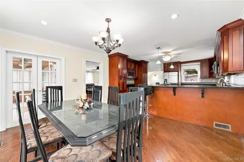 Dining - 3340 157th St, Flushing, NY 11354 photo 1 of 1