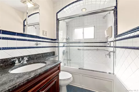 Bath - 3340 157th St, Flushing, NY 11354 photo 1 of 4