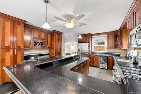 Kitchen - 3340 157th St, Flushing, NY 11354 photo 2 of 2