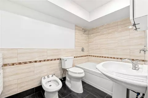Bath - 3340 157th St, Flushing, NY 11354 photo 4 of 4