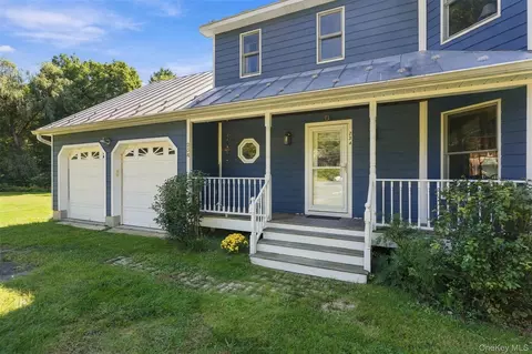 234 Salisbury Tpke, Rhinebeck, NY 12572