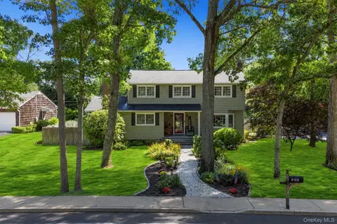 255 Lake Ave S, Nesconset, NY 11767