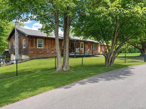 Exterior - 740 Wallkill Ave, Wallkill, NY 12589 photo 2 of 6