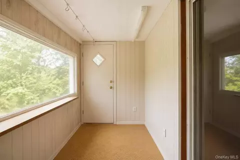 Entry Way - 740 Wallkill Ave, Wallkill, NY 12589 photo 5 of 6