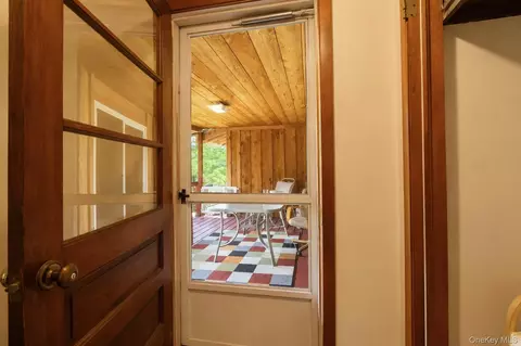 Exterior - 740 Wallkill Ave, Wallkill, NY 12589 photo 4 of 6