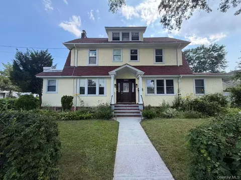 167-16 43rd Ave, New York, NY 11358