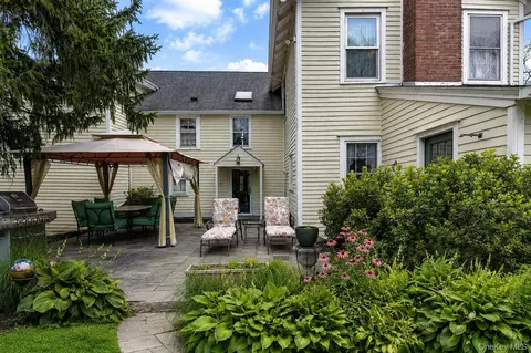 Exterior - 90 Quaker Ave, Cornwall, NY 12518 photo 13 of 18