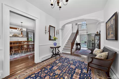 Entry Way - 90 Quaker Ave, Cornwall, NY 12518 photo 1 of 5