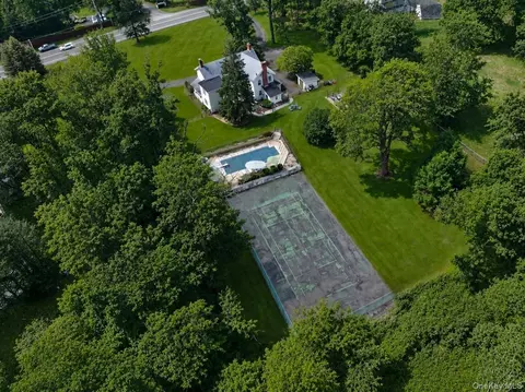 Exterior - 90 Quaker Ave, Cornwall, NY 12518 photo 18 of 18