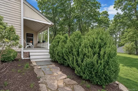 Exterior - 90 Quaker Ave, Cornwall, NY 12518 photo 8 of 18