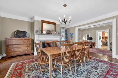 Dining - 90 Quaker Ave, Cornwall, NY 12518 photo 1 of 3