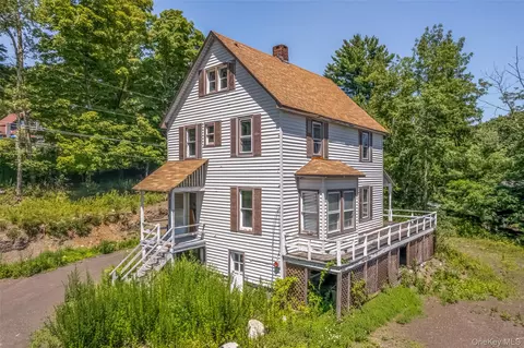 188 Henry Rd, Wawarsing, NY 12420