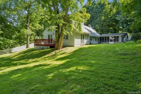 275 Old Tarrytown Rd, White Plains, NY 10603