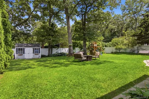 Exterior - 1 Wenmore Ct, Commack, NY 11725 photo 5 of 5