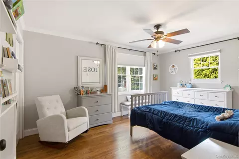 Bedroom - 1 Wenmore Ct, Commack, NY 11725 photo 2 of 2