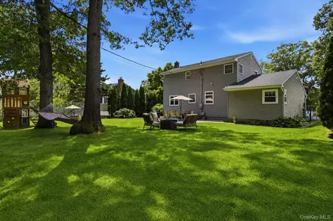 Exterior - 1 Wenmore Ct, Commack, NY 11725 photo 4 of 5