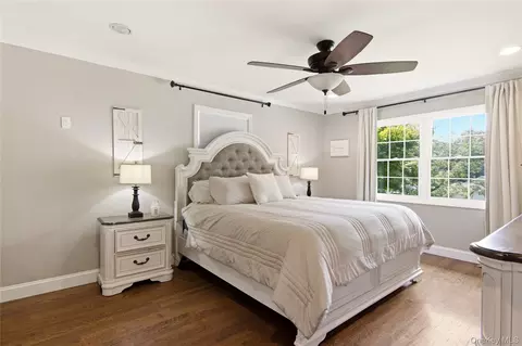 Bedroom - 1 Wenmore Ct, Commack, NY 11725 photo 1 of 2