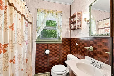 Bath - 35 Hapeman Hill Rd, Red Hook, NY 12571 photo 2 of 2