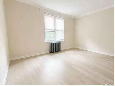 193-14 39 #A, New York, NY 11358