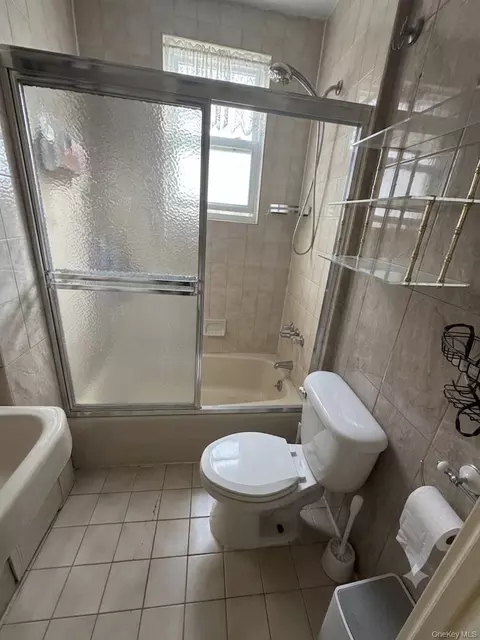 Bath - 15744 Quince Ave, Flushing, NY 11355 photo 1 of 5