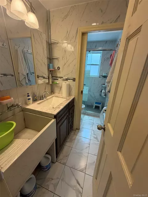 Bath - 15744 Quince Ave, Flushing, NY 11355 photo 4 of 5