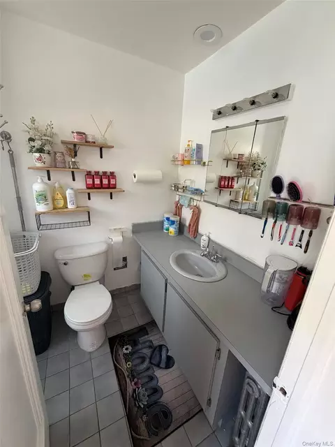 Bath - 15744 Quince Ave, Flushing, NY 11355 photo 3 of 5