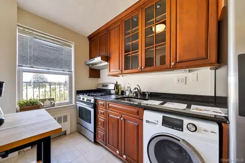 Other - 138-25 68th Dr #3D, Flushing, NY 11367 photo 2 of 3