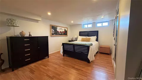 Bedroom - 271 Terry Rd, Smithtown, NY 11787 photo 1 of 3
