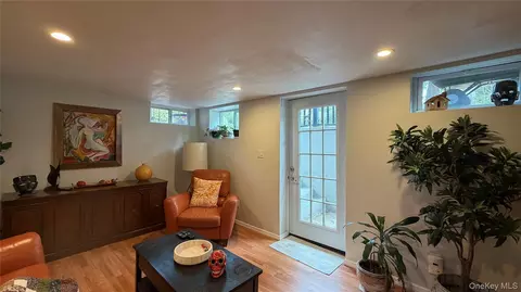 Other - 271 Terry Rd, Smithtown, NY 11787 photo 5 of 10
