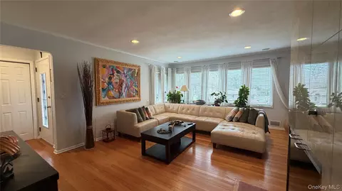 Other - 271 Terry Rd, Smithtown, NY 11787 photo 2 of 10