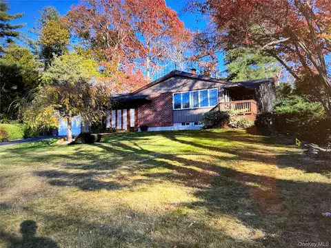 Other - 271 Terry Rd, Smithtown, NY 11787 photo 1 of 10