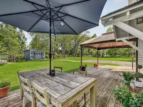 Exterior - 172 Mt Joy Rd, Middletown, NY 10941 photo 10 of 13