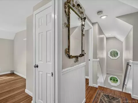 Entry Way - 172 Mt Joy Rd, Middletown, NY 10941 photo 5 of 5