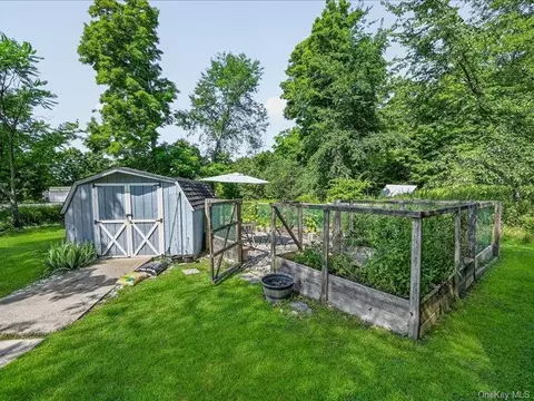 Exterior - 172 Mt Joy Rd, Middletown, NY 10941 photo 12 of 13