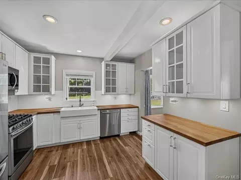 Kitchen - 172 Mt Joy Rd, Middletown, NY 10941 photo 1 of 3