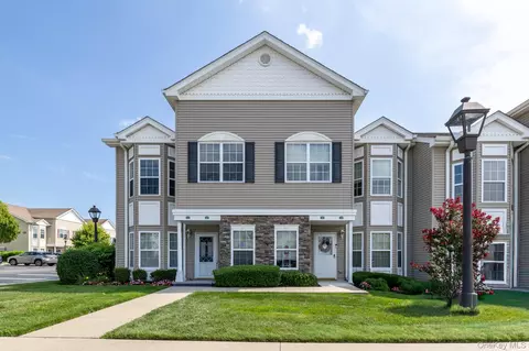 421 Autumn Dr, East Meadow, NY 11554