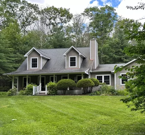 99 Van Tine Rd, Rochester, NY 12446