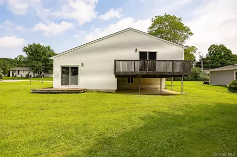 Exterior - 34 Riverview Dr, Fishkill, NY 12524 photo 5 of 6