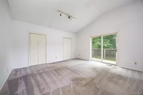 Bedroom - 34 Riverview Dr, Fishkill, NY 12524 photo 1 of 3