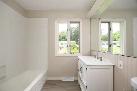Bath - 34 Riverview Dr, Fishkill, NY 12524 photo 2 of 2