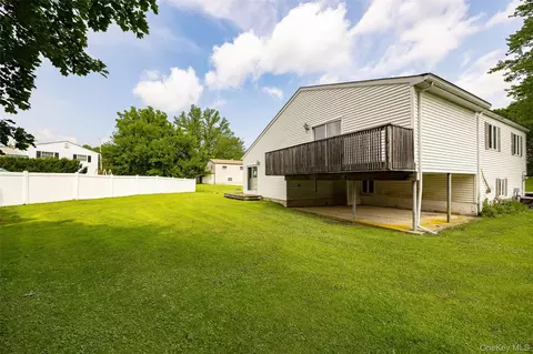 Exterior - 34 Riverview Dr, Fishkill, NY 12524 photo 4 of 6
