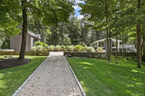 39 Lower Shad Rd, Pound Ridge, NY 10576
