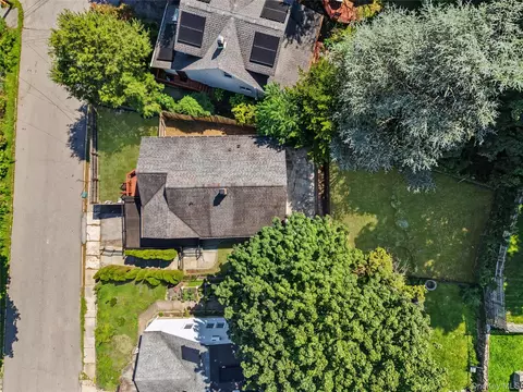 View/Area - 684 Marion Ave, Peekskill, NY 10566 photo 2 of 3