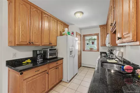 Other - 684 Marion Ave, Peekskill, NY 10566 photo 5 of 8