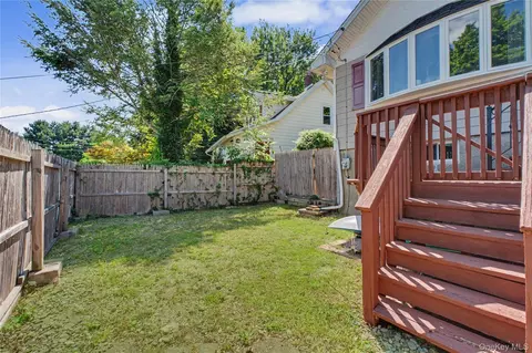 Exterior - 684 Marion Ave, Peekskill, NY 10566 photo 5 of 7