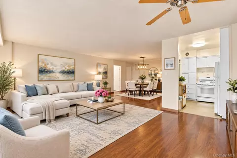 125-10 Queens Blvd #716, New York, NY 11415