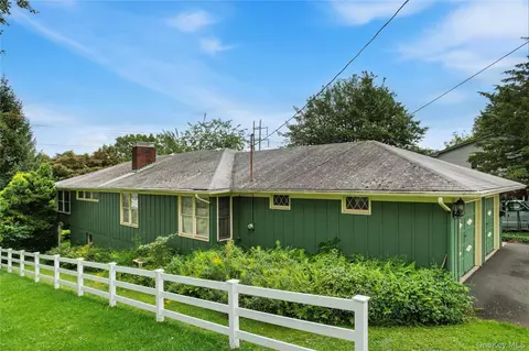 143 S Harrison Ave, Clarkstown, NY 10920